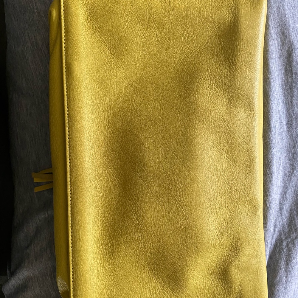 Balenciaga yellow clutch - Picture 6 of 9